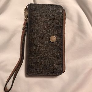 Michael Kors Wristlet